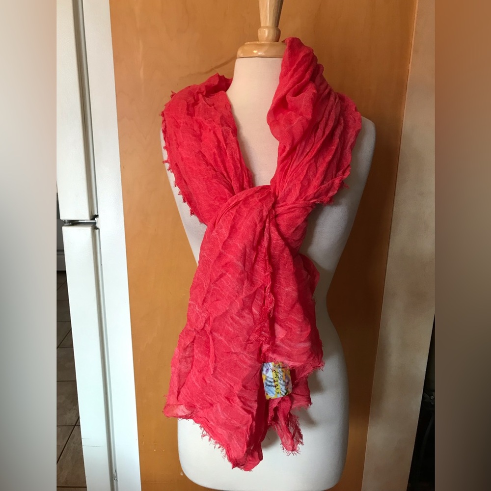 🆕️ Coral Scarf Handmade in ITALY